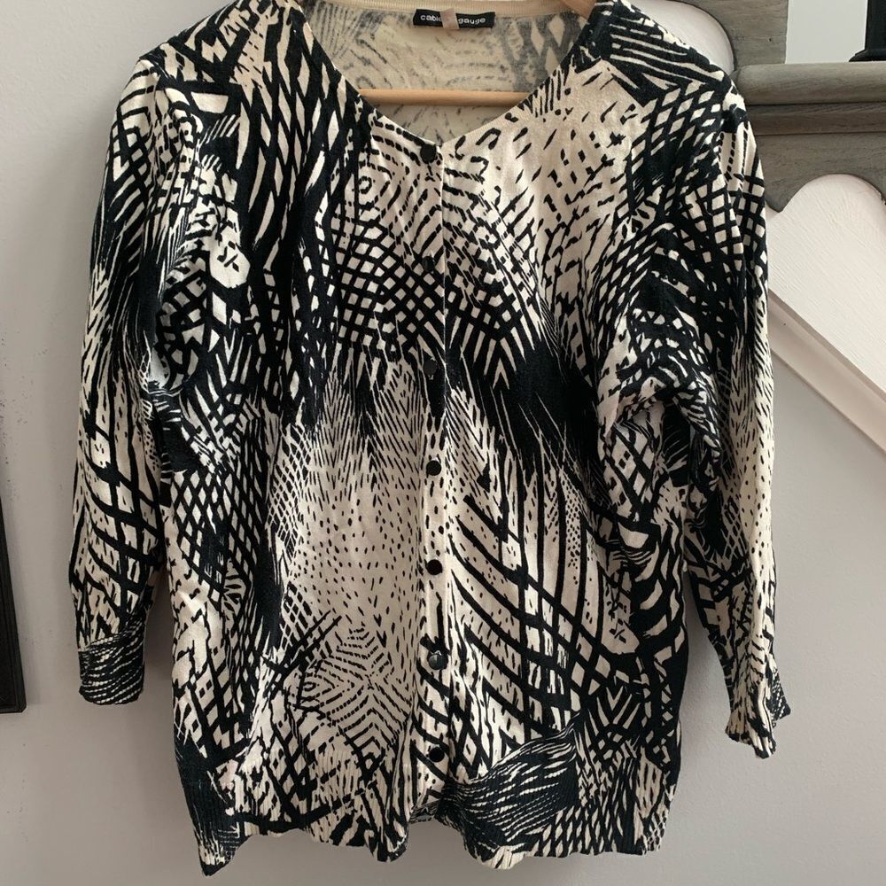 Cable & Gauge Black & Cream Abstract Print Light Weight Cardigan sz L